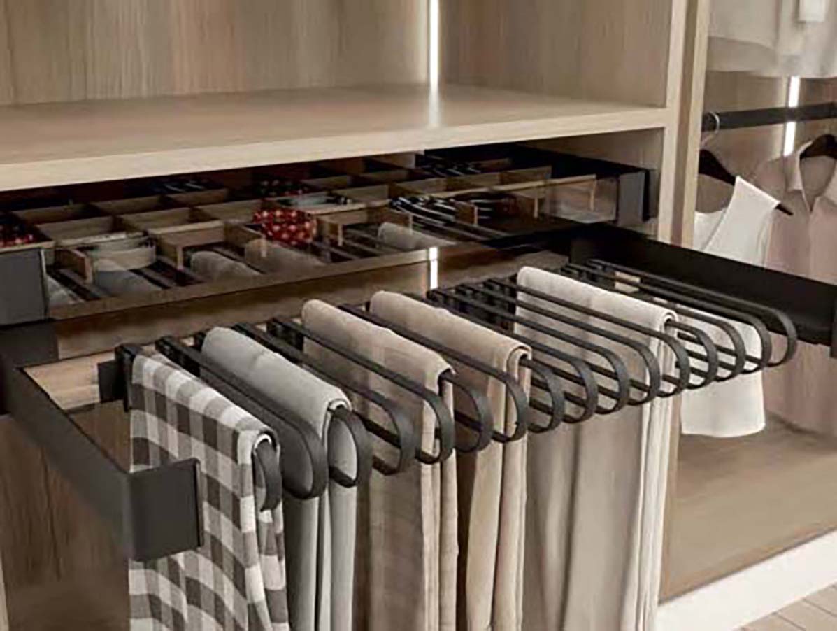 Carrera_By_Design_Cornero_Wardrobe Carrera_By_Design_Cornero_Wardrobe